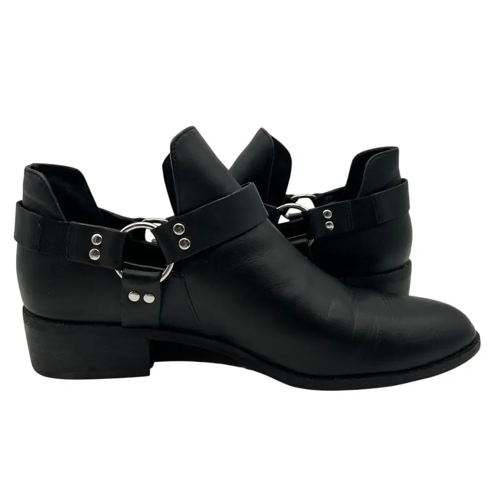 BP Nordstrom Black Leather Moto Ankle Boot Size 8.5 Harness Ring Zip Buckle Fall